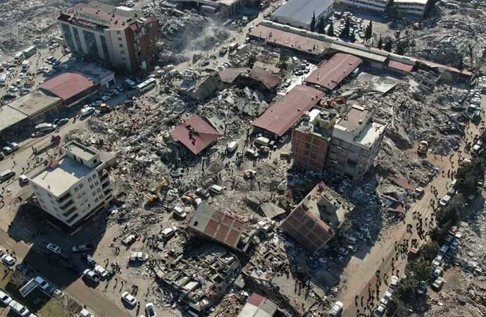 Depremde hayatını kaybedenlerin sayısı 48 bin 448’e yükseldi