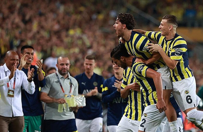 Hükümet istedi UEFA uyguladı! Sevilla-Fenerbahçe maçı ‘yüksek riskli’ ilan edildi