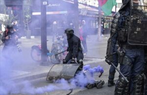 1 milyondan fazla kişinin sokağa indiği Fransa’da orantısız güç kullanan polislere soruşturma