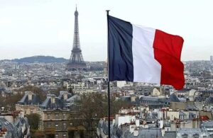 Fransa, Afrika’ya müdahaleyi bitiriyor