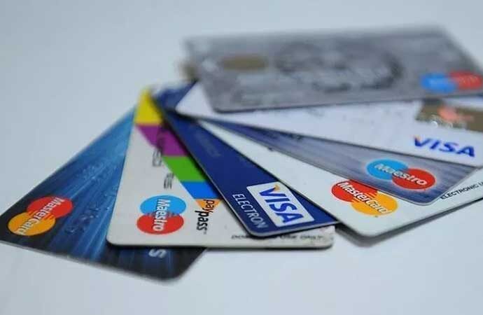 Kredi kartı borcu olanlara kötü haber! Faiz oranı yükseldi
