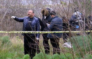 İstanbul’da vahşet! Parmaklıklara asılı erkek cesedi bulundu