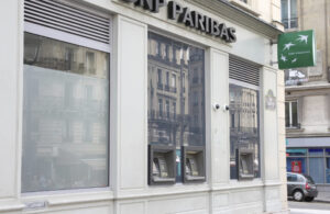 Kara para ve vergi kaçakçılığı iddiası! Paris’te 5 bankanın genel merkezine baskın