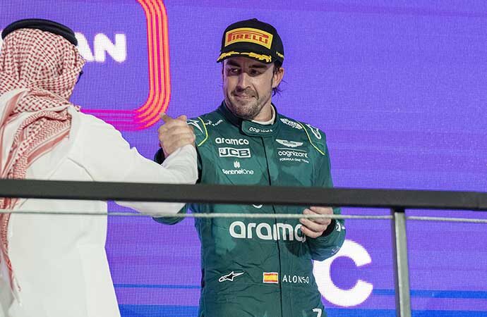 FIA kafaları karıştırdı! Alonso yeniden 3’üncü ilan edildi