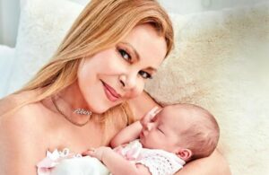 Oyuncu Ana Obregon ölen oğlunun spermlerinden çocuk sahibi oldu!