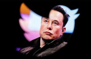 Twitter’da tartışmalı kararlar alan Elon Musk bu sefer de gözünü mesajlara dikti