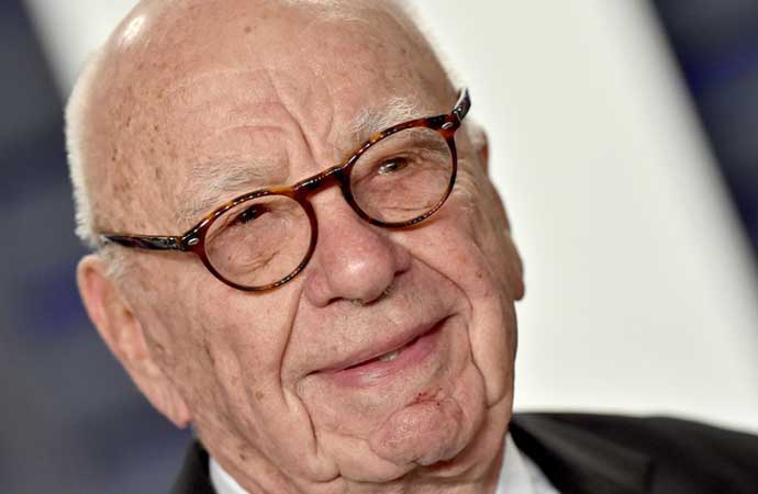 Evlenmeye hazırlanan 92 yaşındaki Murdoch üç haftada nişanı attı