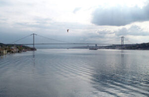 İstanbul Boğazı’nda gemi arızası! Boğaz gemi trafiğine kapandı