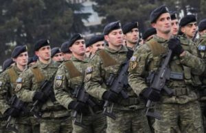 Sırp ordusu alarma geçti! Kosova sınırına yığınak