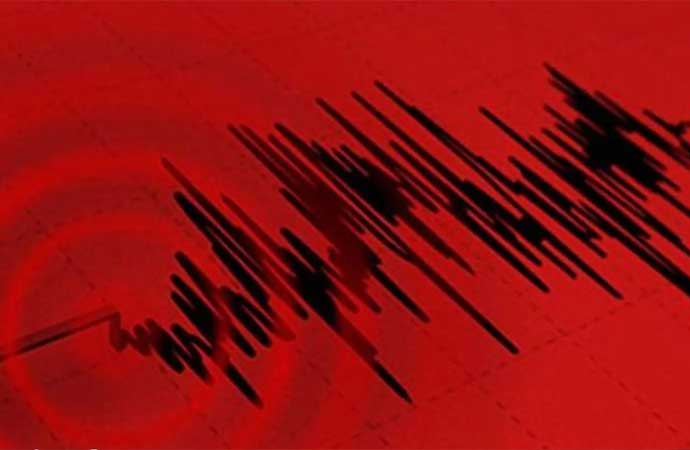Deprem bölgesinde gece yarısı peş peşe depremler