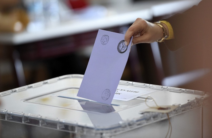 Yurt dışı oylar Ankara’ya ulaştı