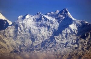 Himalaya buzullarının yüzde 80’i 80 yılda yok olabilir!