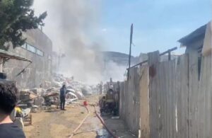Tuzla’da geri dönüşüm tesisindeki yangın kontrol altına alındı! Marmaray seferleri normale döndü