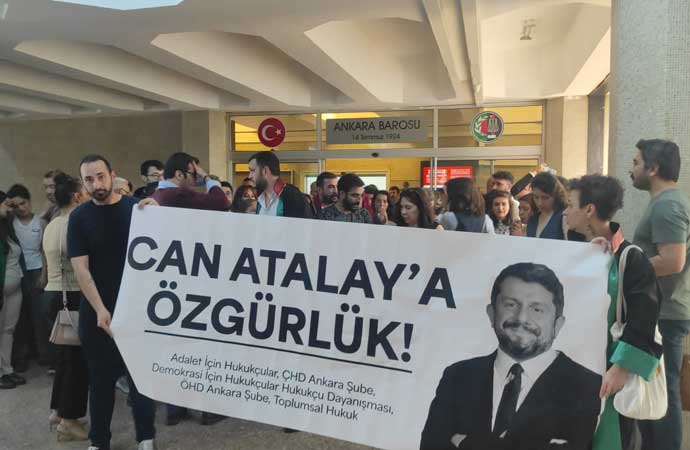 Yedi ilde avukatlar Can Atalay’a özgürlük istedi: Ankara’da polis müdahalesi