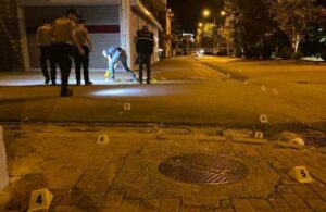 Adana’da iki grup silahlarla çatıştı, yoldan geçen 5 kişiyi vurdu biri öldü