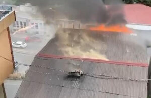 Kağıthane’de 5 katlı binanın çatı katında yangın