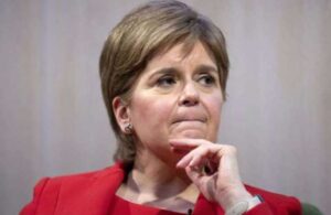 İskoçya başbakanı gözaltına alındı