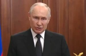 Putin ‘Yanıtımız sert olacak hainler cezalandırılacak’ dedi, sıkıyönetim ilan etti