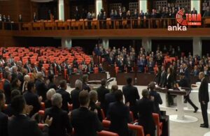 Erdoğan’ın yemin töreninde muhalefet sıralarından protesto! Ayağa kalkmadılar