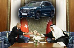 Erdoğan’ın TOGG hediye ettiği Katar emiri Messi imzalı topunu gösterdi