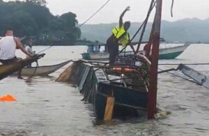 Filipinler’de tekne alabora oldu! 25 ölü!