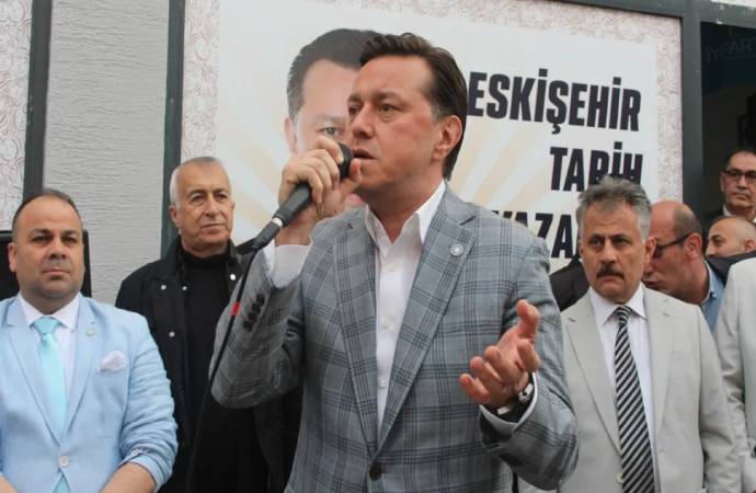 İYİ Partili vekil ağzındaki baklayı çıkardı: AKP ve MHP’yi destekleyelim