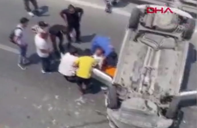 İstanbul’da korku dolu anlar! Üst yoldan D-100’e otomobil düştü