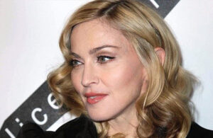 Madonna’ya ünlülerden geçmiş olsun mesajı yağdı! “Ona dualar gönderiyorum”