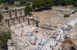 Müze giriş ücretlerine de zam geldi, Efes Antik Kenti’ne giriş 700 lira