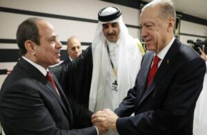 Mısırlı muhalifler ‘Sisi Türkiye ziyaretinde tutuklansın’ suç duyurusunu son dakika iptal etti