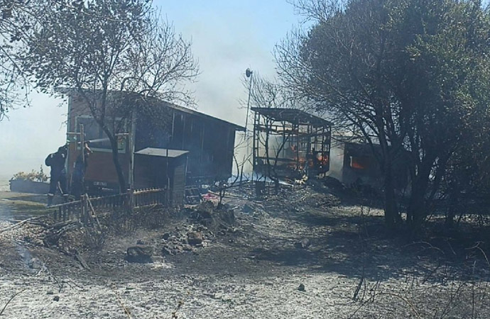 Bodrum’da orman yangını! Tini houselara sıçradı