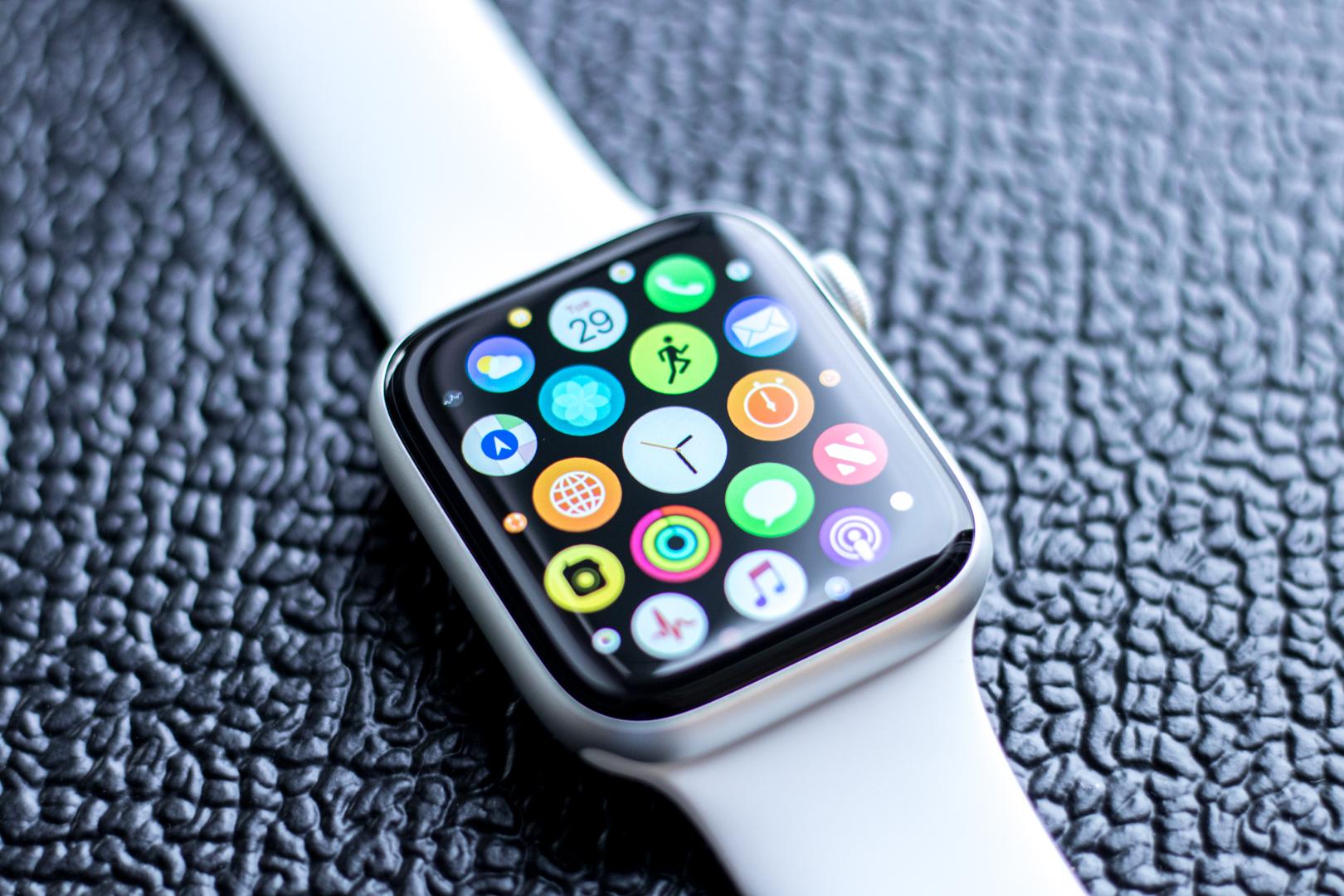 Appel watch. Эппл вотч. Смарт часы Аппле вотч. Часы Эппл вотч 4. Apple IWATCH 7.