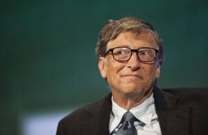 Microsoft ve Bill Gates’in başarı yolculuğu kaleme alınıyor