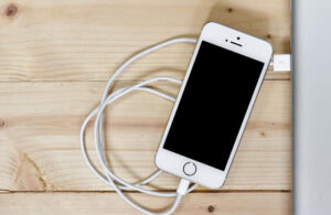 Apple’dan iPhone kullanıcılarına kritik uyarı! “Rahatsızlık ve yaralanmalara neden olabilir”