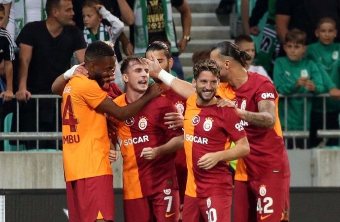 Galatasaray turun kapısını 3 golle araladı!