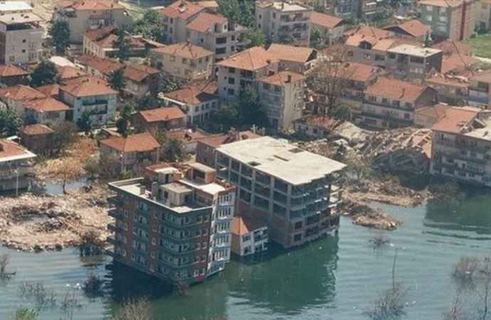 Marmara depreminin yıl dönümünde Prof. Dr. Sözbilir’den 10 il için uyarı