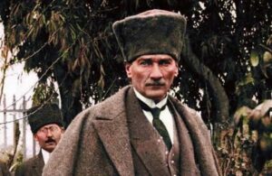 Yapay zeka ile canlandırılan görüntüde Atatürk’ten 100. yıl mesajı