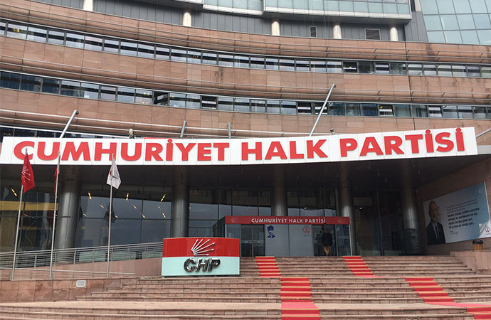 Erdoğan’ın yeni anayasa için ‘Tüm partilerle görüşeceğiz’ CHP’den ilk yanıt