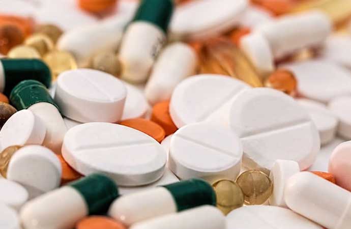 Kanser hastaları ilaç bulamıyor! Firmalar ilaç dağıtmak için zam bekliyor iddiası