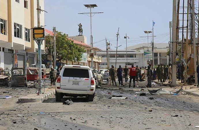 Somali’de yolcu otobüsüne bombalı saldırı! 6 ölü, 12 yaralı