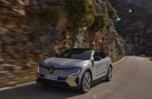 Renault, uzmanlığını Yeni Megane E-Tech %100 Elektrikli’ye aktardı