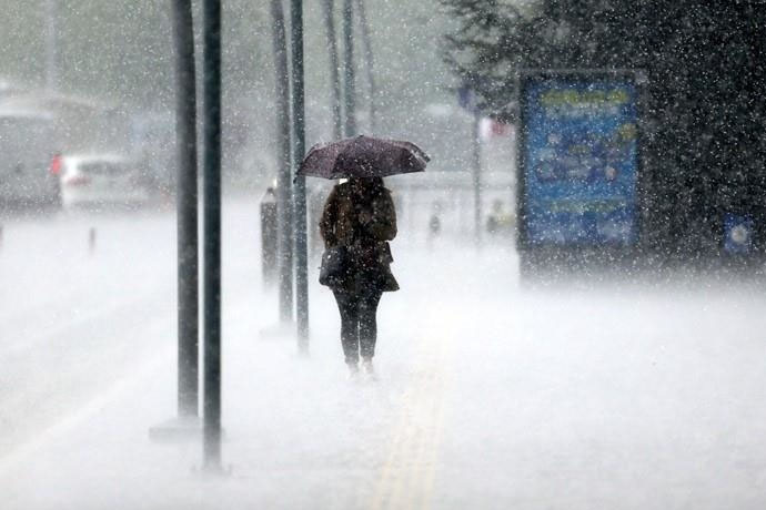 Meteoroloji’den İstanbul dahil birçok il için sağanak yağış uyarısı!