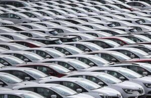 Otomobil satışları ağustos ayında frene bastı