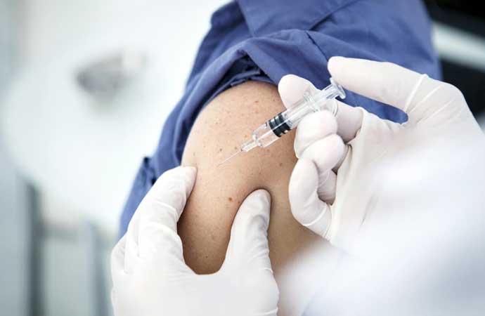 Fahrettin Koca’dan aşı uyarısı