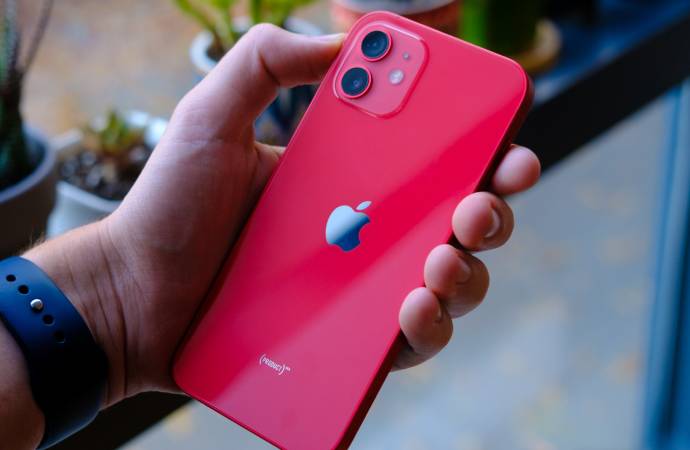 Fransa’da iPhone 12 satışı yasaklandı
