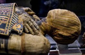 Antik Mısır mumyasında kullanılan balsamın orijinal kokusu tekrar üretildi