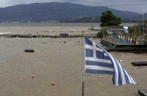 Yunanistan’da sel felaketinde can kaybı 16’ya yükseldi