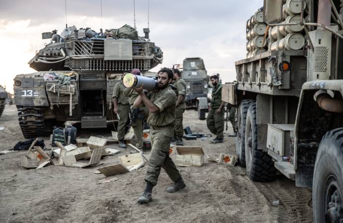 İsrail ordusundan Gazze’ye ‘kapsamlı saldırı’ mesajı