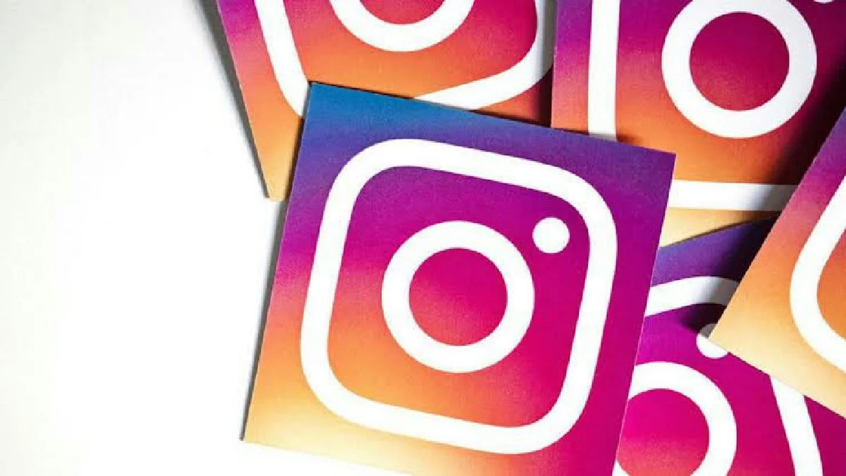 Instagram çıkartma oluşturma özelliğini test ediyor