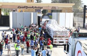 Refah Sınır Kapısı açıldı, yardım TIR’ları Gazze’ye girdi
